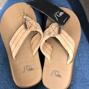 quicksilver boy sandals